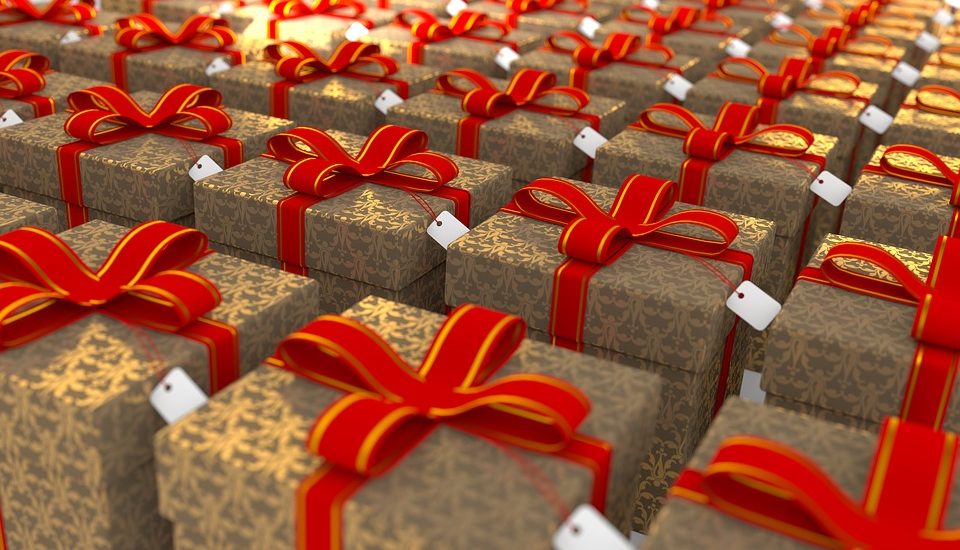 Natale, e-commerce, spedizioni pacchi, spedizioni nazionali e internazionali, logistica integrata, magazzino, Agenzie Riunite